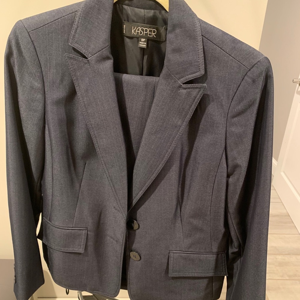 Two piece pant suit